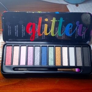 Ultimate glitter collection palette